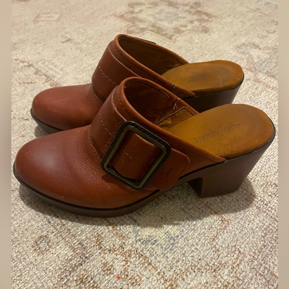 Easy Spirit leather mule heel size 6